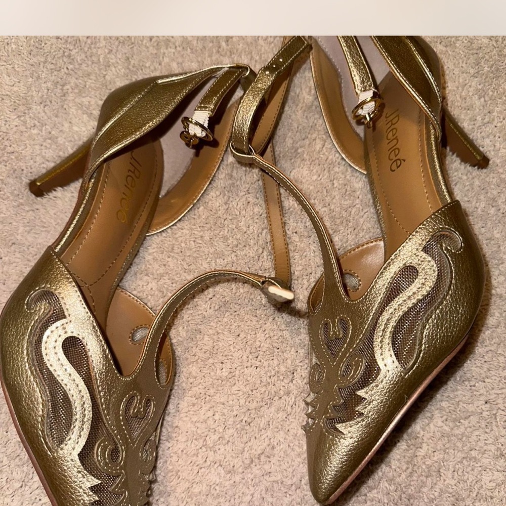 J. Reneé Lisha T-strap pumps - Picture 5 of 7